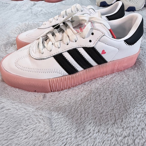 adidas Shoes - Adidas Sambarose W‎ White Pink Heart Gum Sole Sneakers Shoes Women US 6 EF4965
